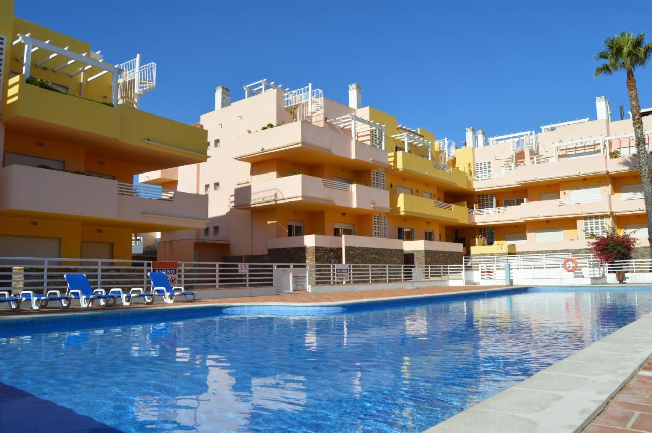 Apartamentos Cabanas Golf タヴィラ エクステリア 写真