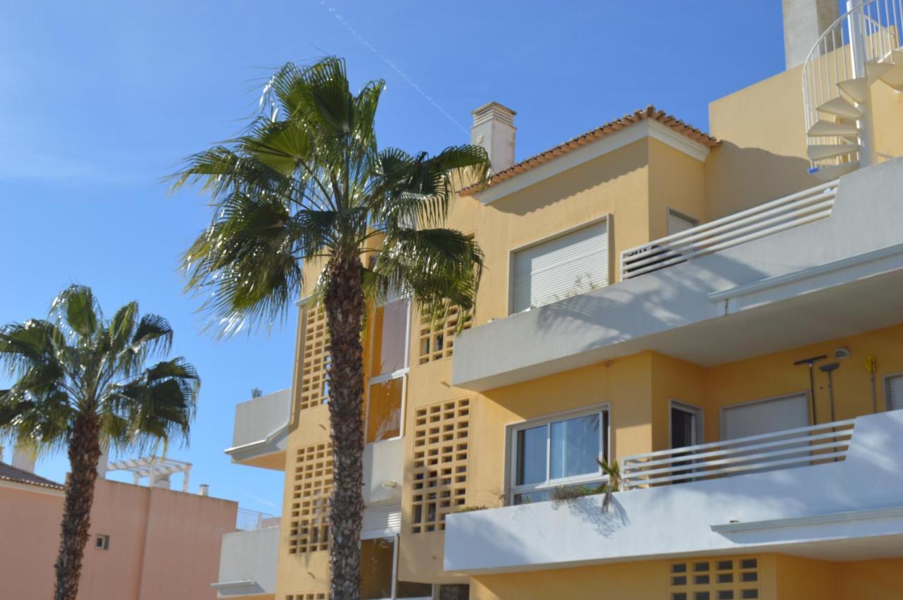 Apartamentos Cabanas Golf タヴィラ エクステリア 写真